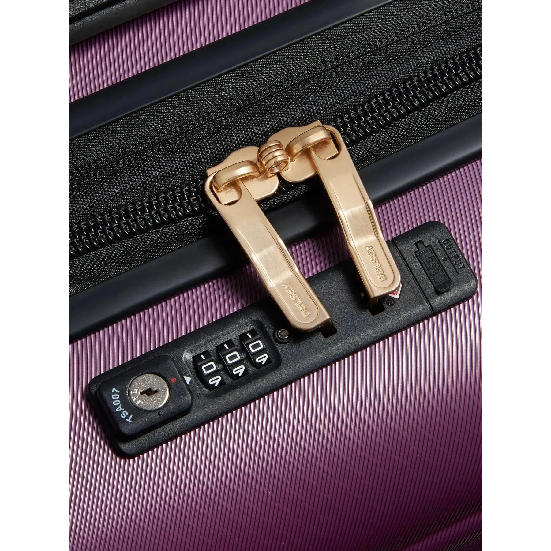 Cruise 3.0 Expandable Spinner Carry-On