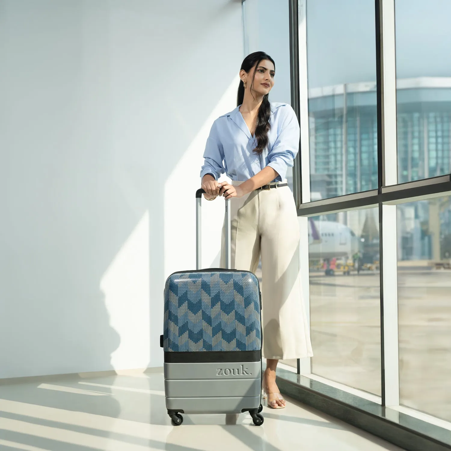 Himachal Chevron Grey Raahi Trolley Bag (Medium)