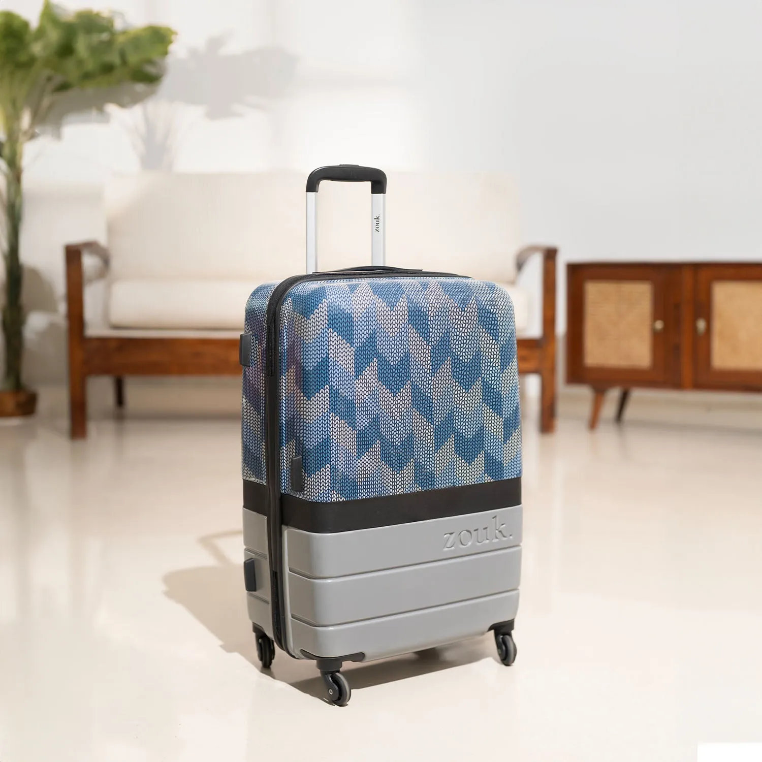 Himachal Chevron Grey Raahi Trolley Bag (Medium)