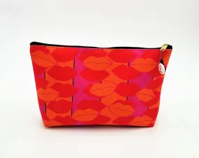 Kisses © T-Bottom Accessory Pouches