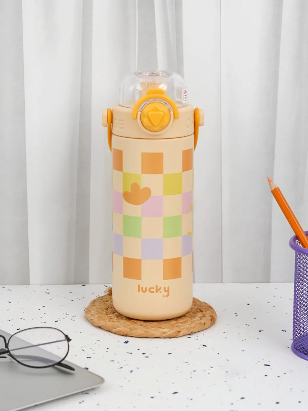 Lucky Checkered Hot & Cold Stainless Steel Sipper Bottle- 600 ML