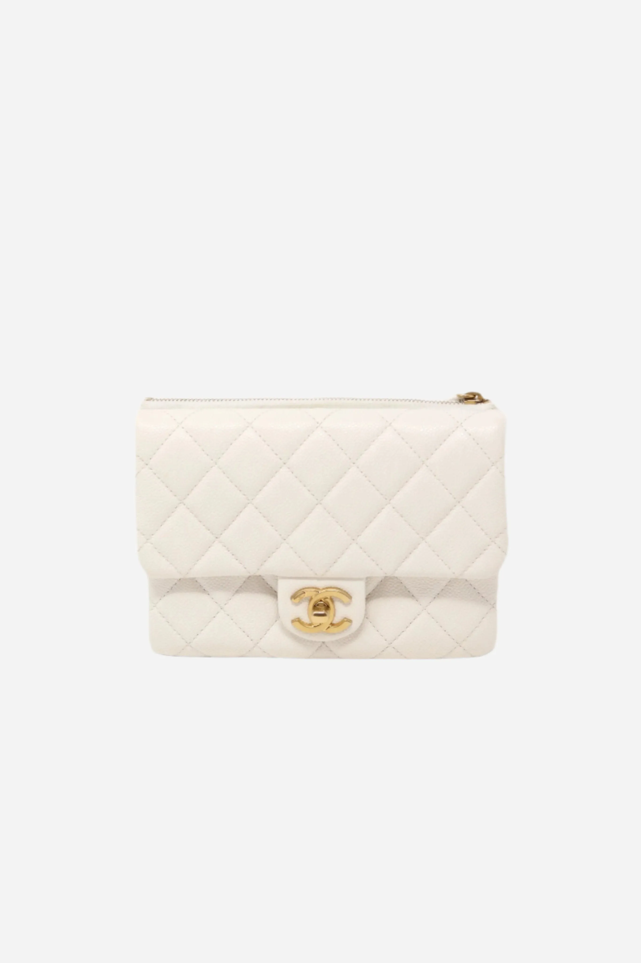Pre-Owned Chanel 2022 White Caviar Logo Belt Bag