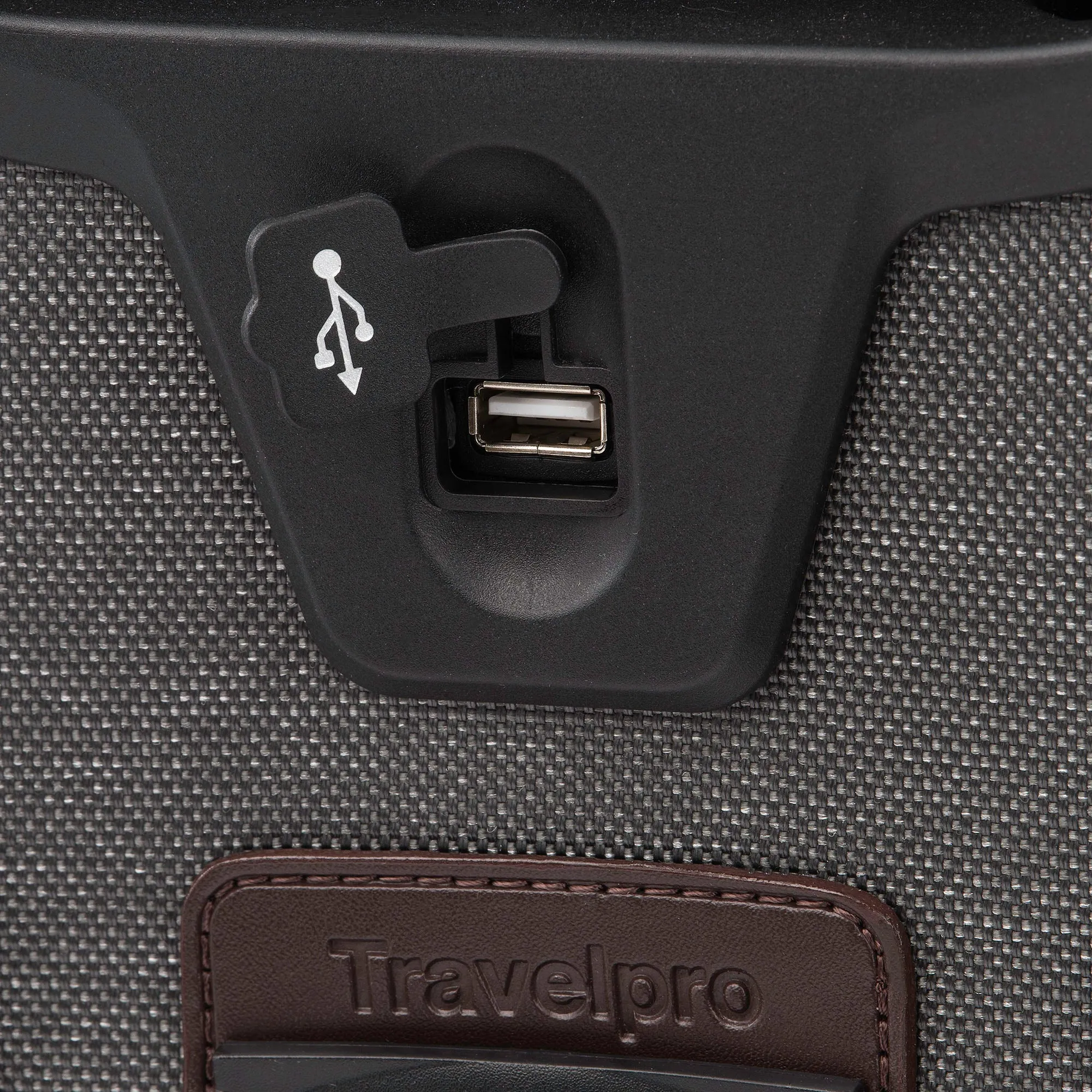 Travelpro® Platinum® Elite International Expandable Carry-on Spinner - ONLINE ONLY